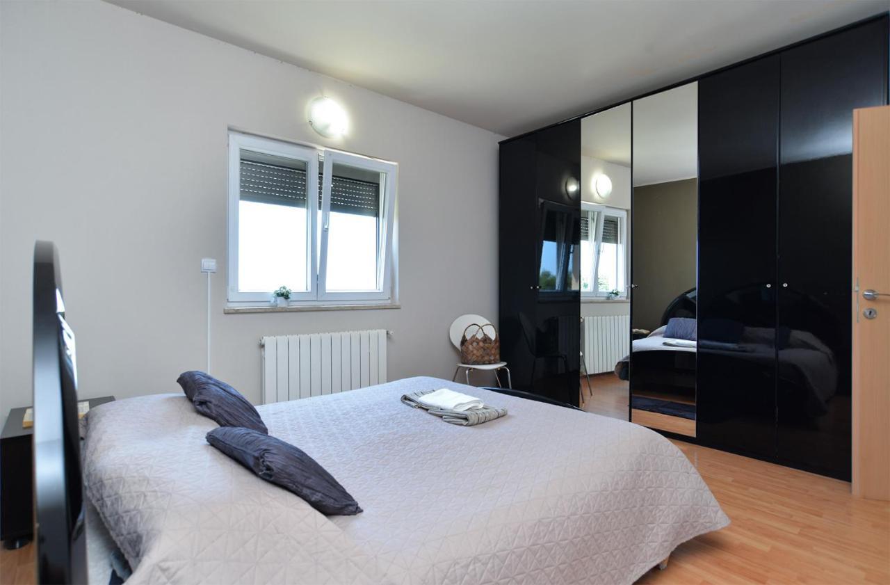 Apartment Silvio 1779 Banjole Eksteriør bilde