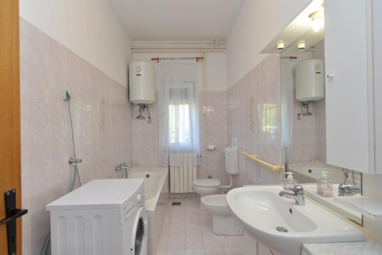 Apartment Silvio 1779 Banjole Eksteriør bilde