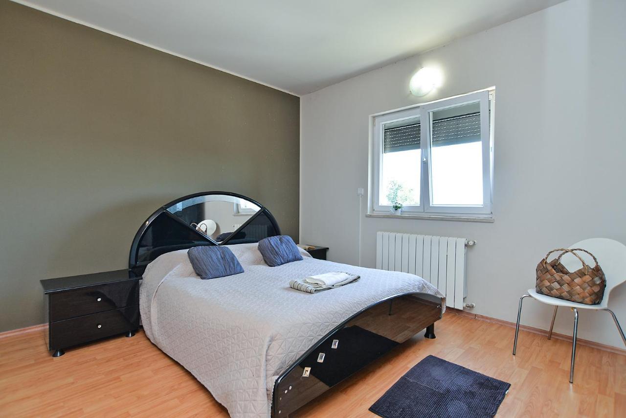 Apartment Silvio 1779 Banjole Eksteriør bilde
